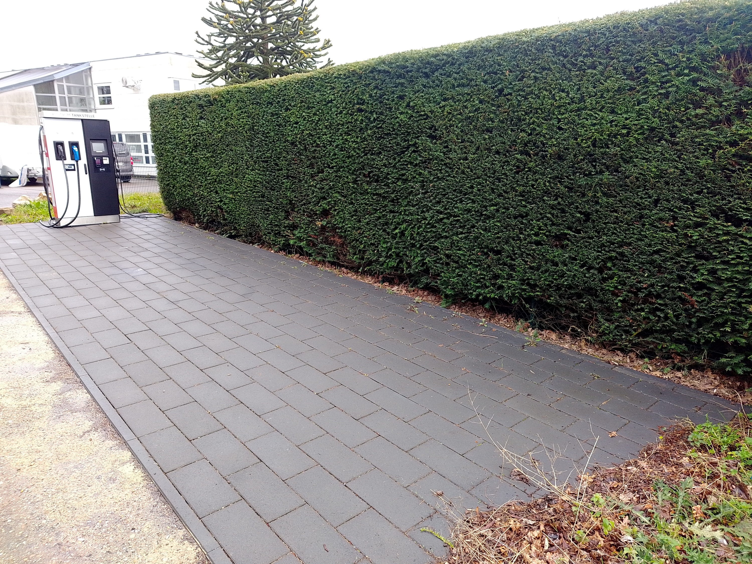 Ladestation Racers Paradise Charging Station in Köttingen – Foto 2
