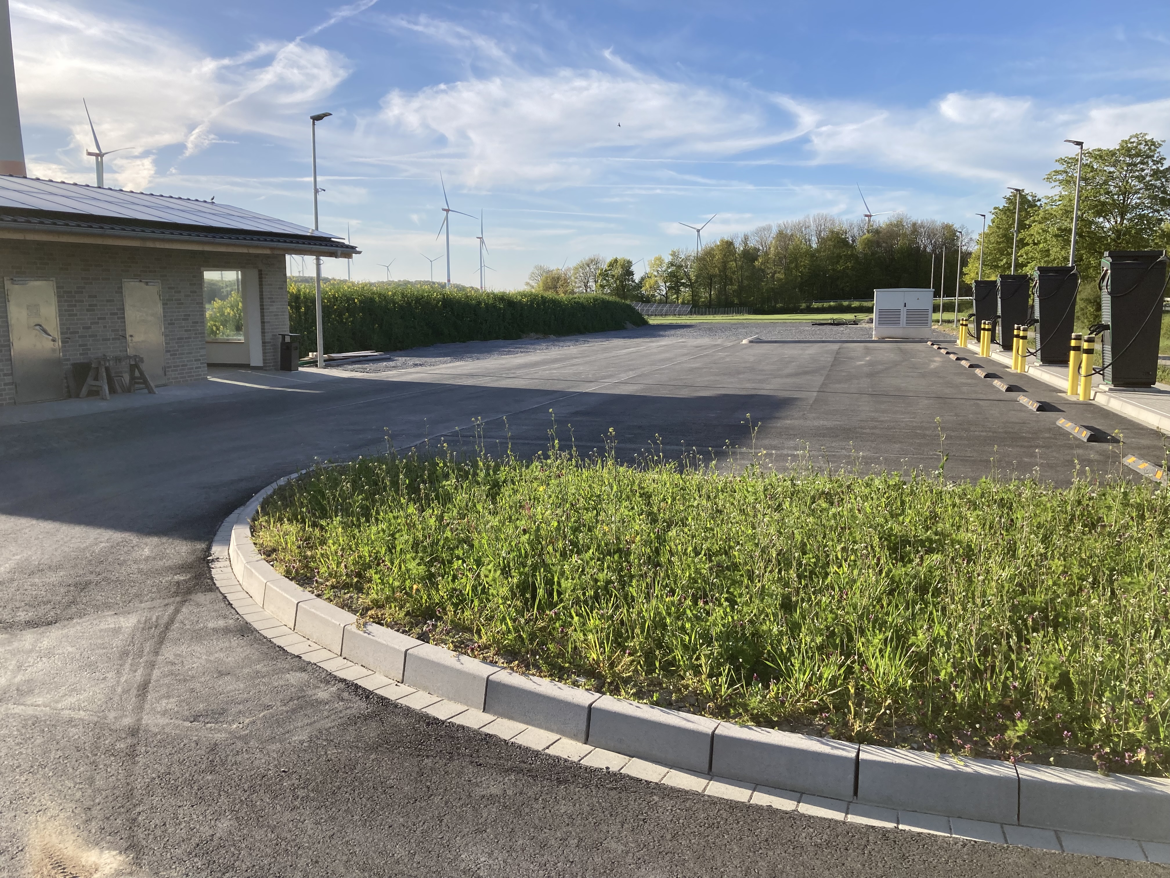 Ladestation Westfalen Weser Ladeservice  - Marsberg in Marsberg – Foto 6