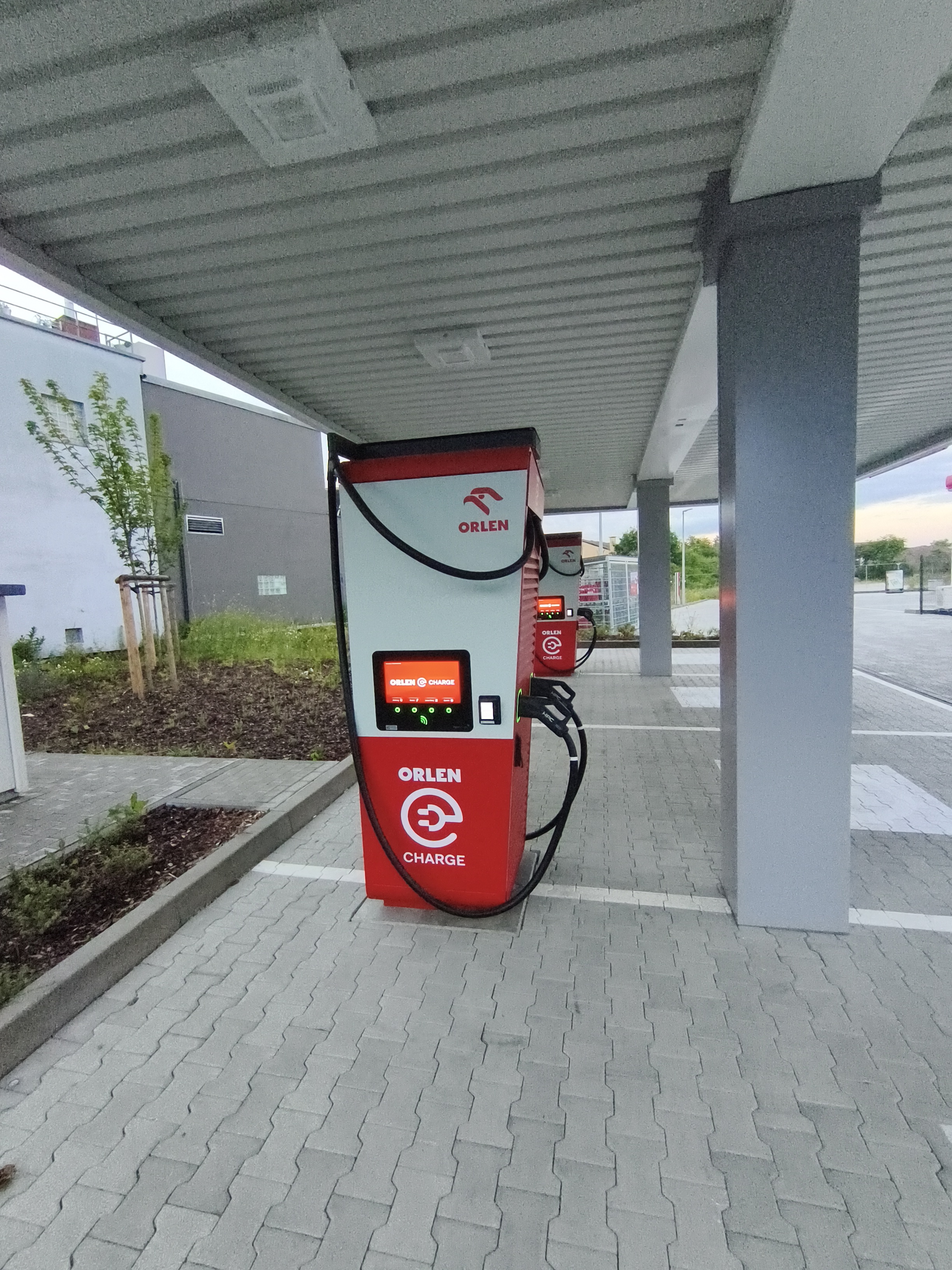 Ladestation Orlen Tankstelle Lampertheim in Lampertheim – Foto 2