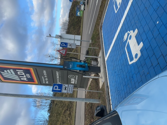 Ladestation ALDI SÜD in Neuenburg – Foto 2