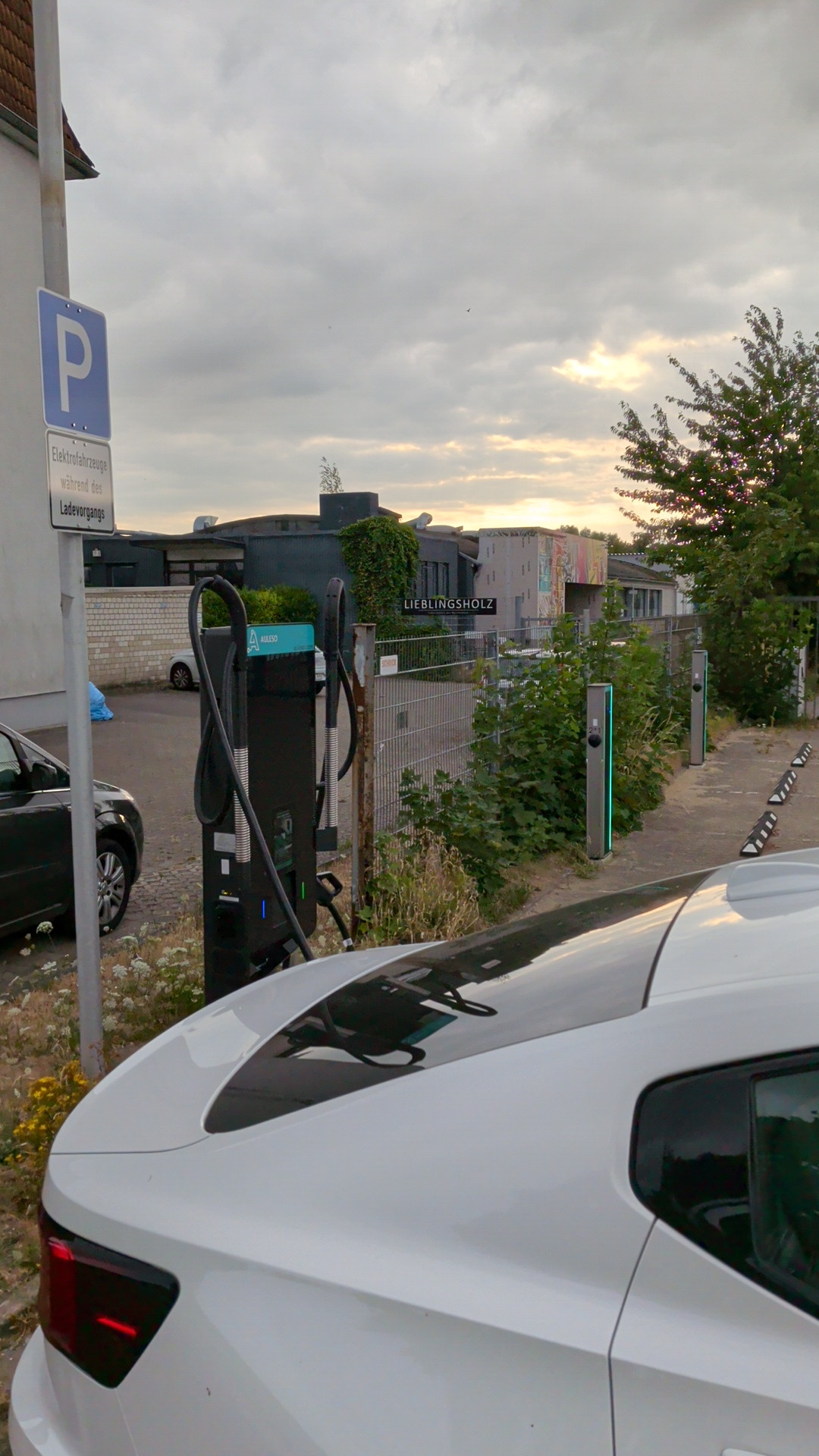 Ladestation AULESO GmbH, Krefeld in Krefeld – Foto 4