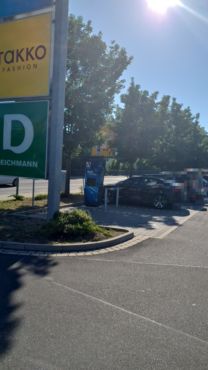 Ladestation ALDI Nord, Kirchhain in Kirchhain – Foto 2