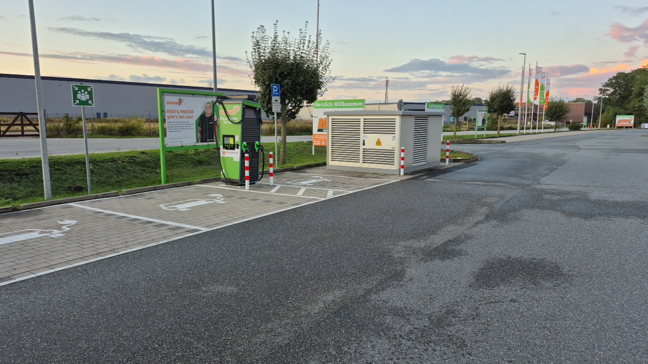 Ladestation Pfalzwerke AG - Kaltenkirchen in Kaltenkirchen – Foto 2