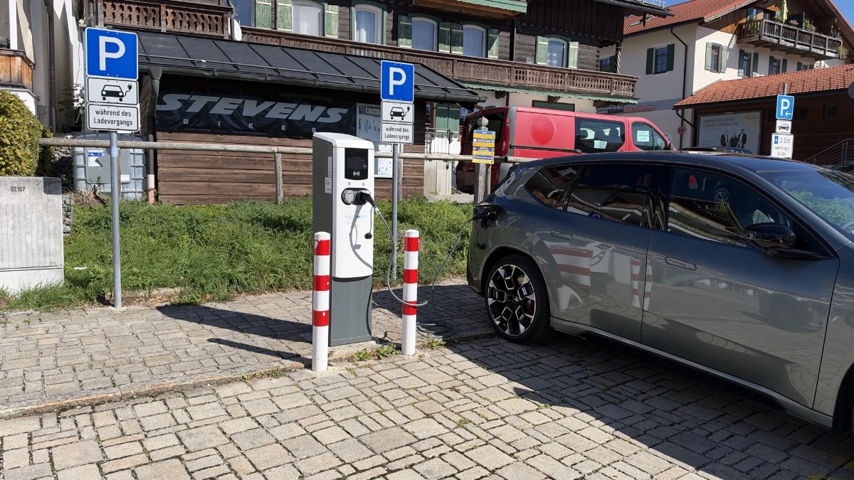 Ladestation Montana Energieversorgung, Schliersee in Schliersee – Foto 3