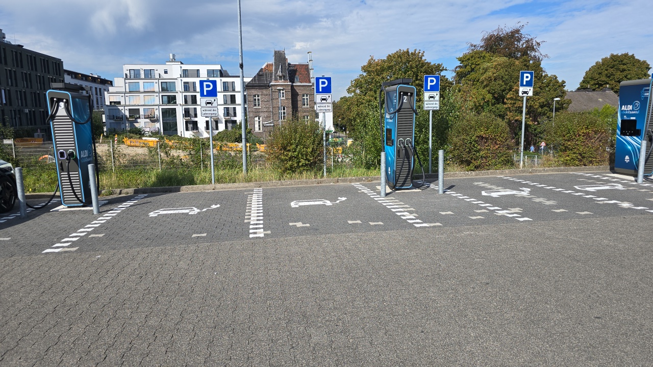 Ladestation ALDI SÜD in Aachen – Foto 2