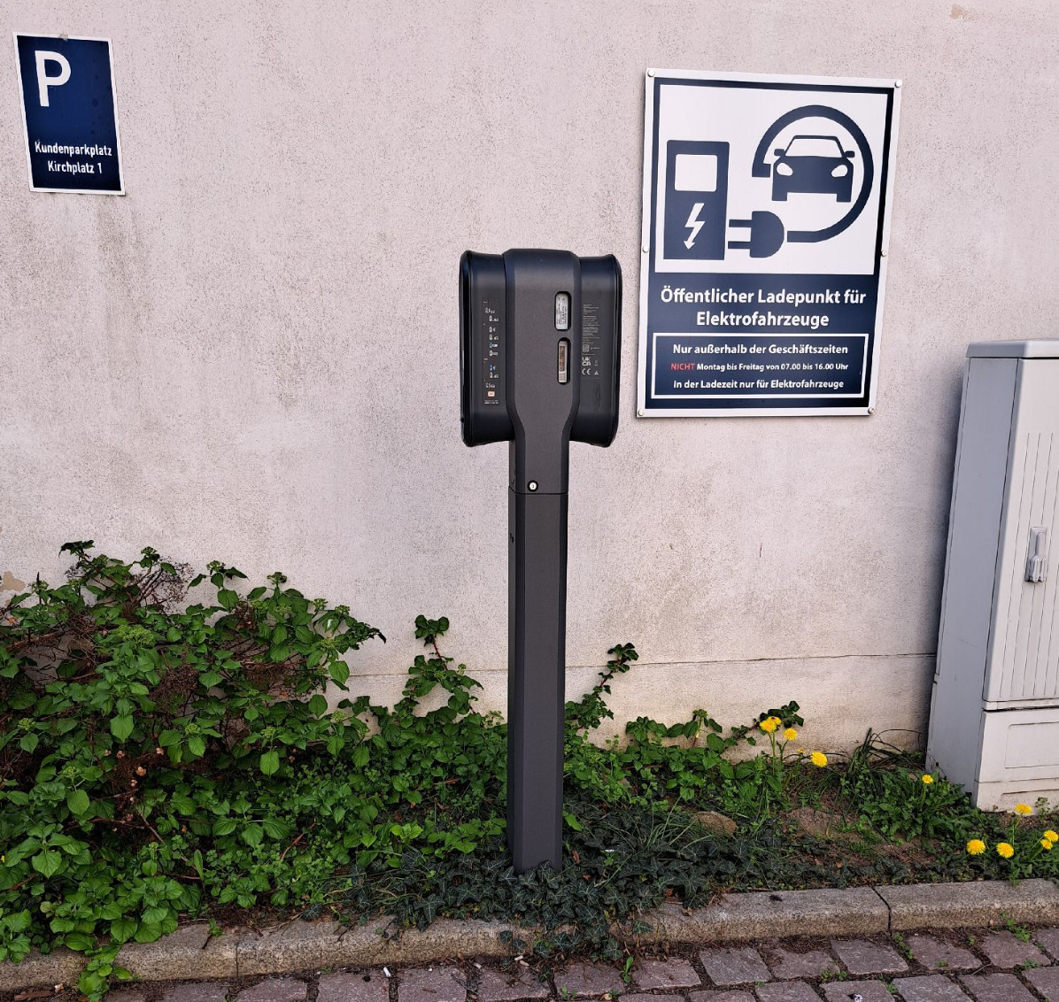 Ladepunkt Kirchplatz