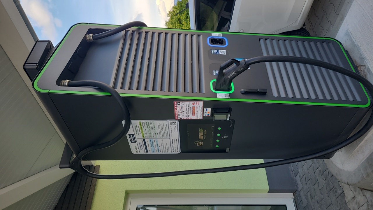 Ladestation Ladepark Hopf Wassertrüdingen in Wassertrüdingen – Foto 7