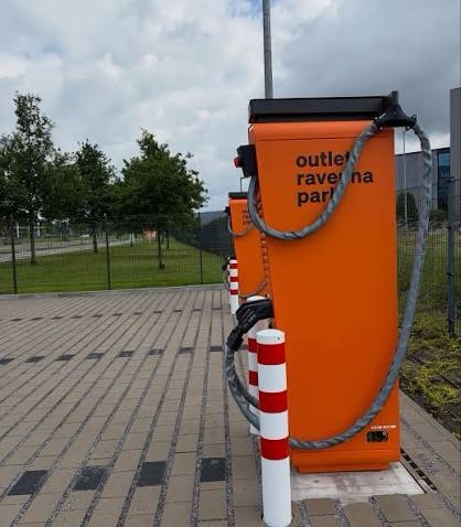 Ladestation Outlet DC Charger in Halle (Westf.) – Foto 3