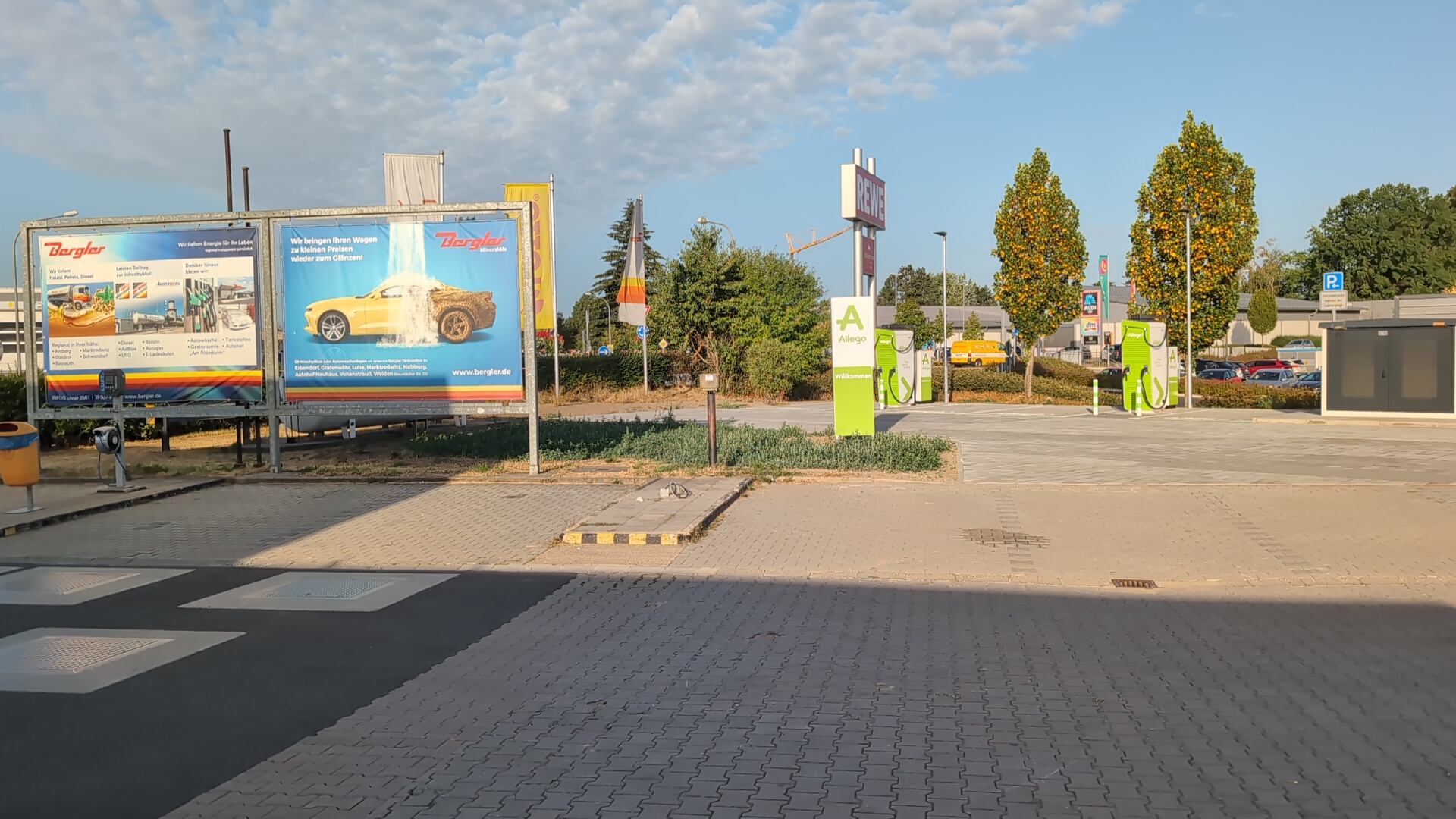 Ladestation Bergler Vohenstrauß in Vohenstrauß – Foto 3