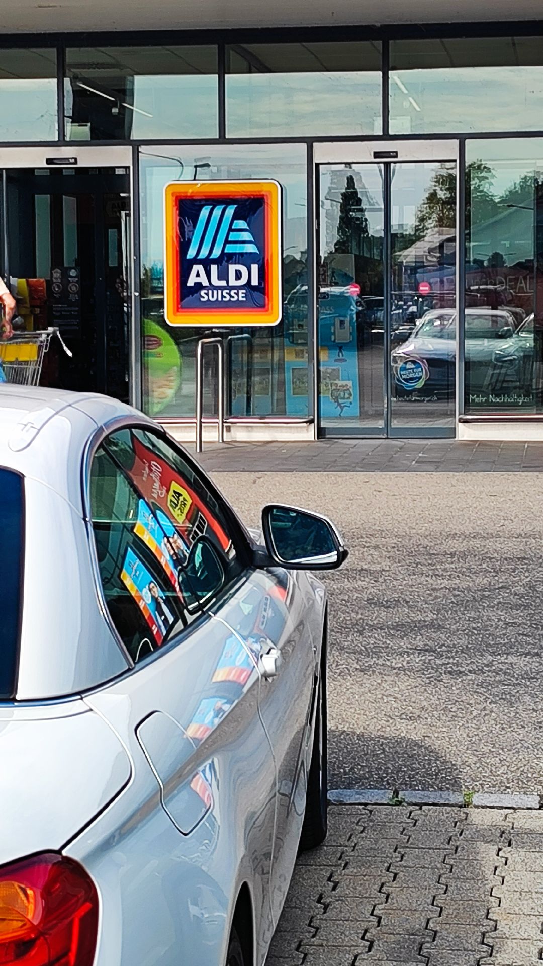 Ladestation Aldi Suisse AG in Otelfingen – Foto 2