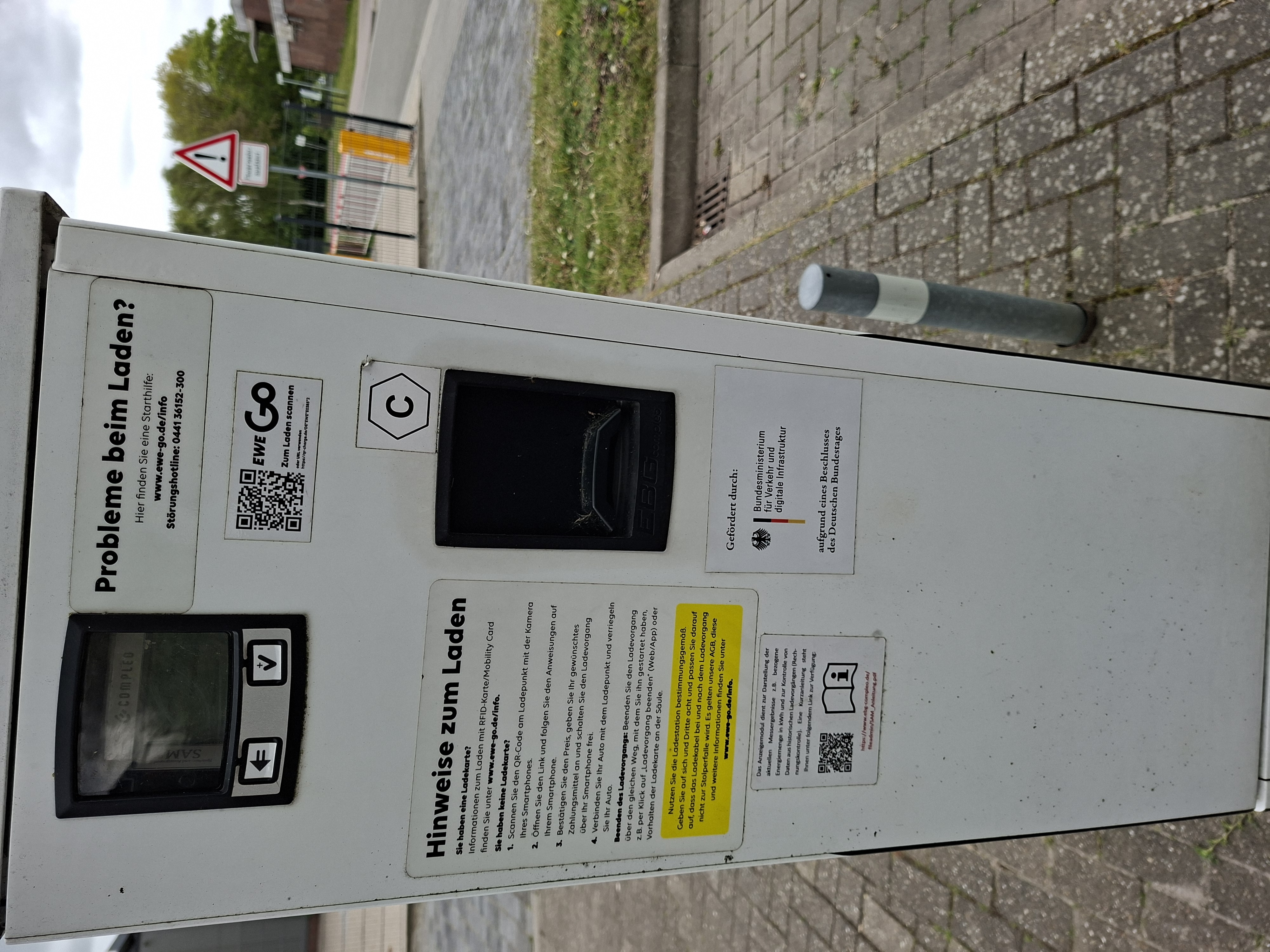 Ladestation Bahnhof Rodenkirchen in Rodenkirchen – Foto 2